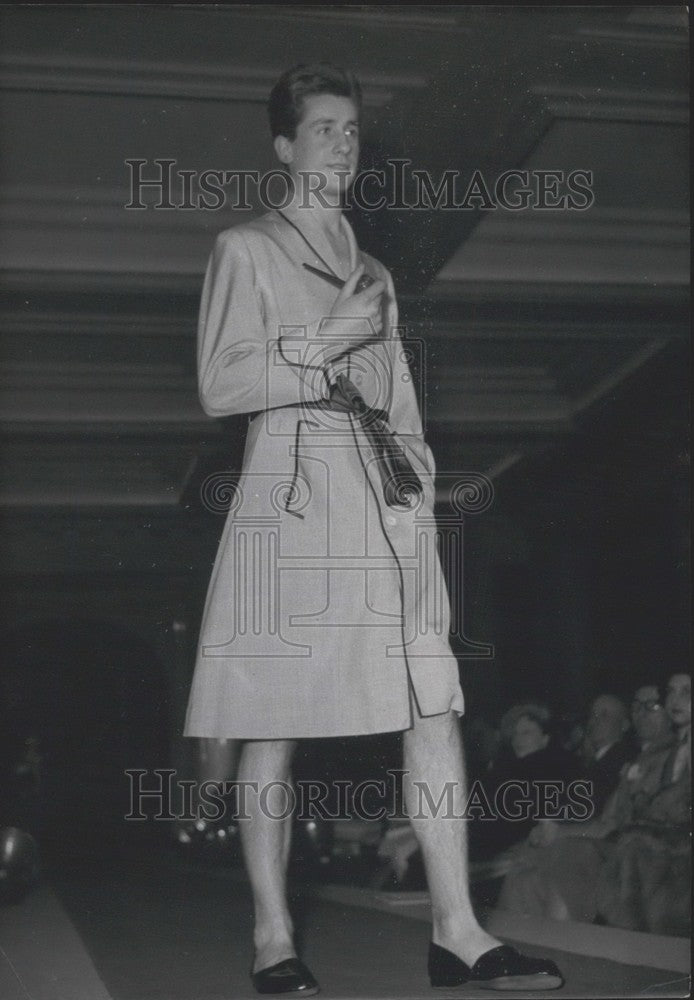 1953, Male Model Wearing Bathrobe & Pajamas, George V Hotel, Paris - Historic Images