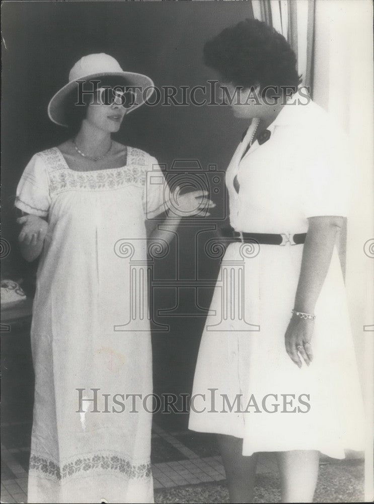 1976, Mireille Mathieu Wearing Sunglasses &amp; Woman Biarritz Pool - Historic Images