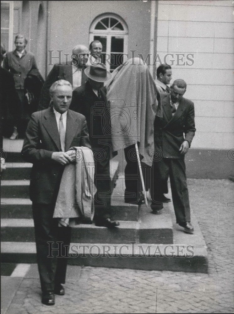 1954 Trial of Gustav Scholling in Hameln. - Historic Images