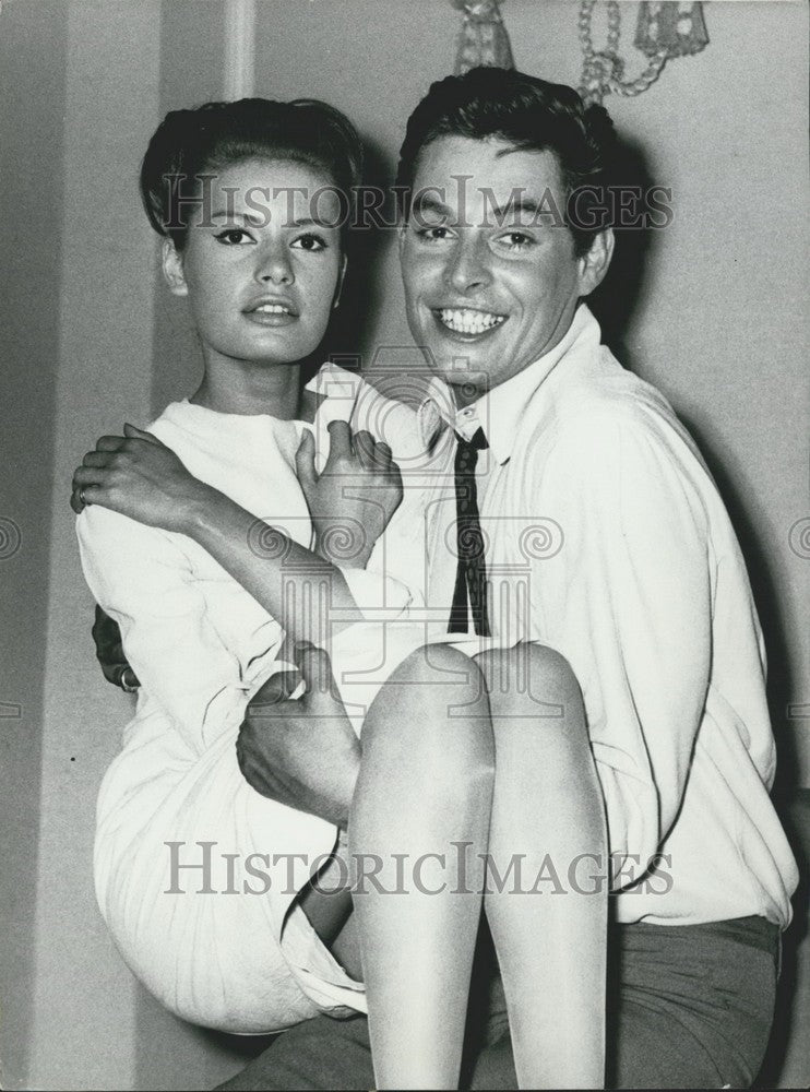 1963, American Actor Tex Williams Carries Co-Star Model Beatrice - Historic Images
