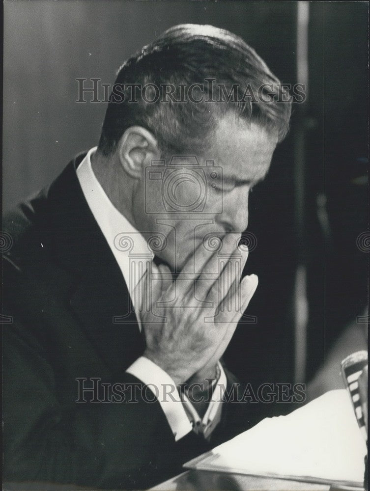 1974 Press Photo Press Conference with Jean-Jacques Servan-Schreiber-Historic Images
