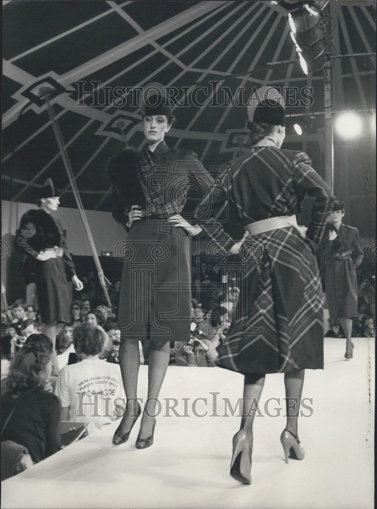 1979, Tan Giudidelli Models Present Fall-Winter Designs on Runway - Historic Images