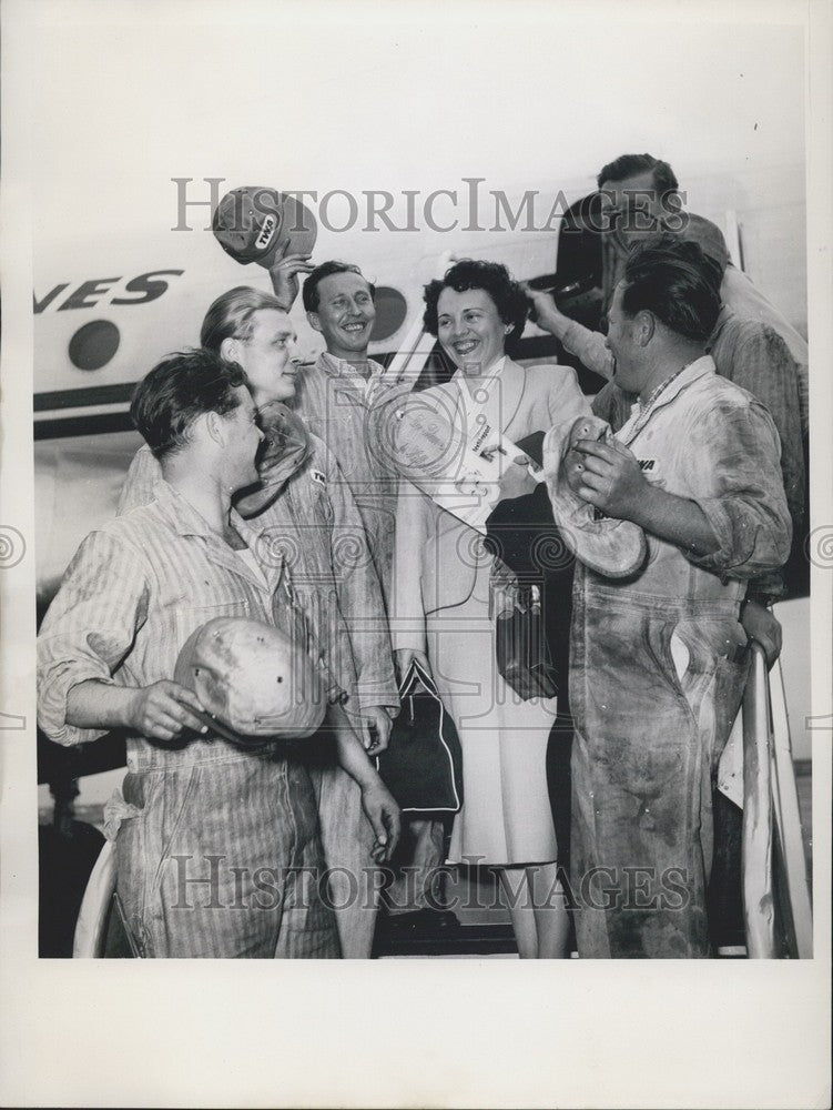 Mrs. Becker ,winner of most polite salesgirl-Historic Images