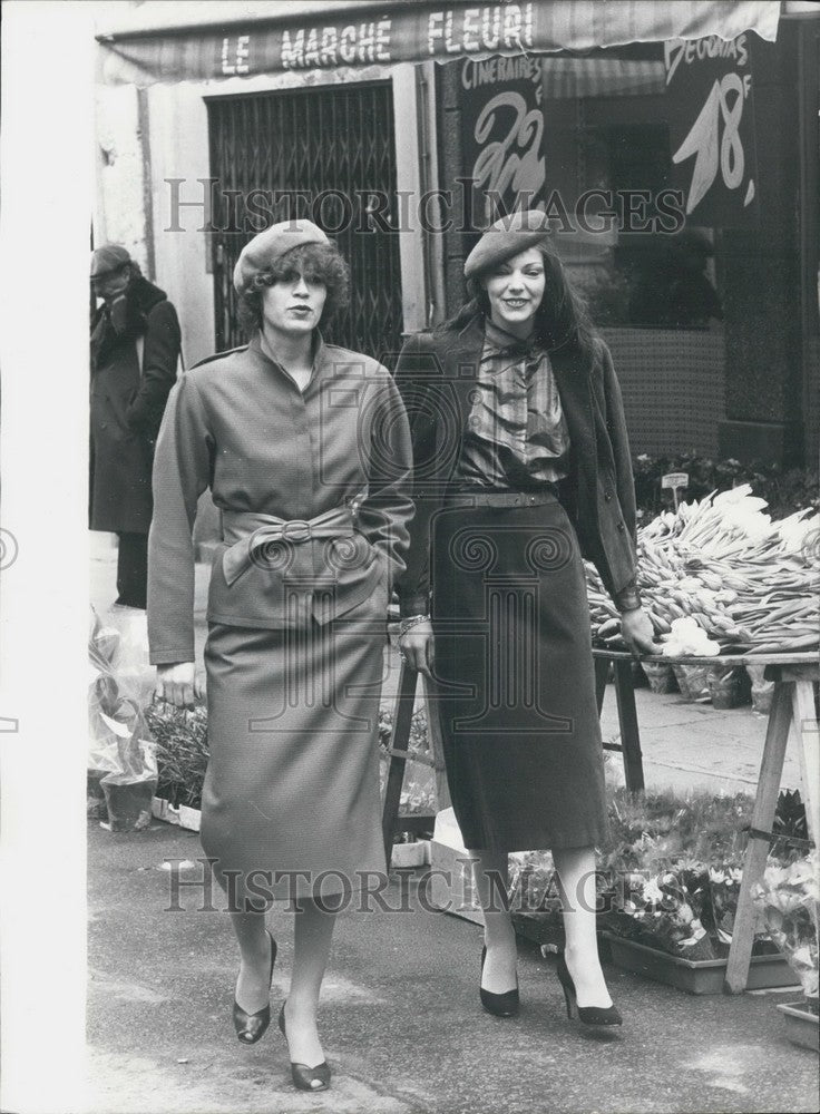 1979 Press Photo Clubmen Models Wearing Fall-Winter Collection Pieces on Street-Historic Images