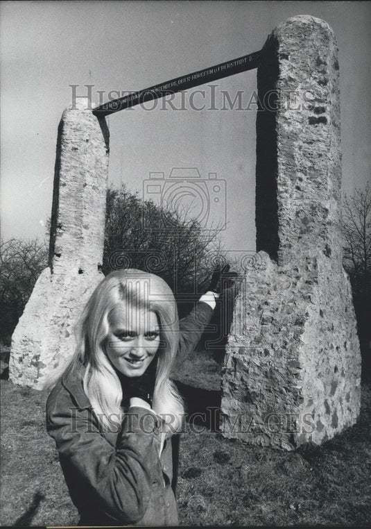 1969, Hessian City of Maenzenberg. Germany. Tourist Attraction. - Historic Images