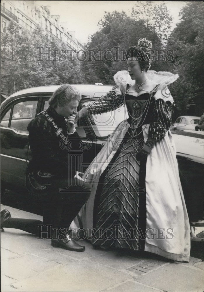 1956, Actors Jacqueline Bir &amp; Phlippe Laudenbach in &quot;Mary Stuart&quot; - Historic Images