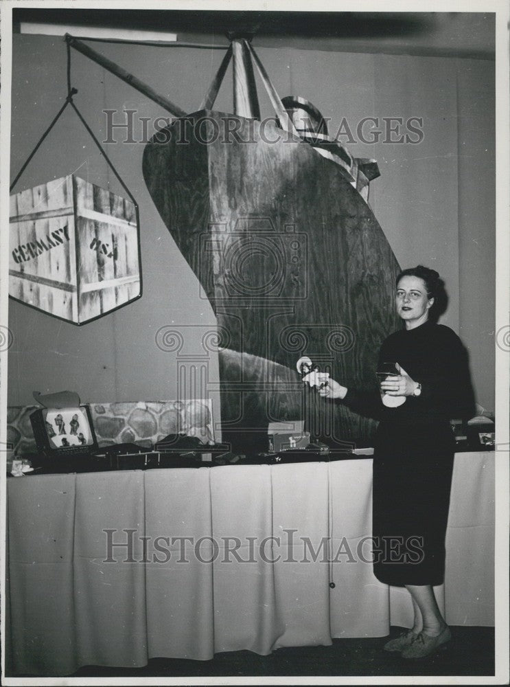 1952 Press Photo Exhibition on American Packaging in Frankfurt am Main.-Historic Images