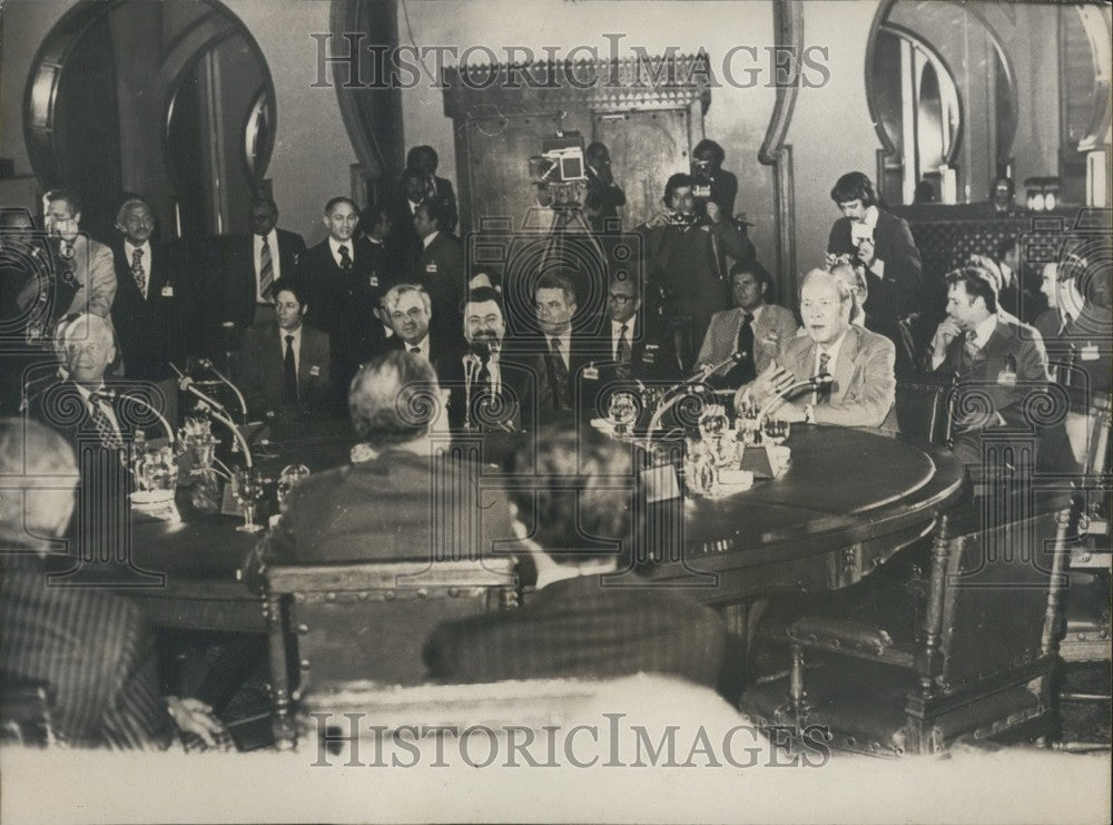 1977, Israel&#39;s Eliahou Elissar at a Conference in Cairo - Historic Images