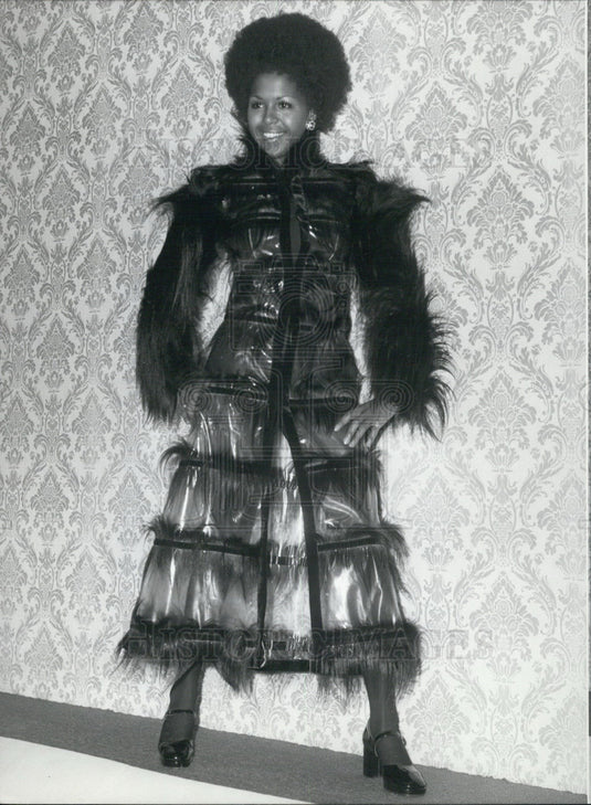 1972 Press Photo International Fashion Show in Berlin Dept. Store.-Historic Images