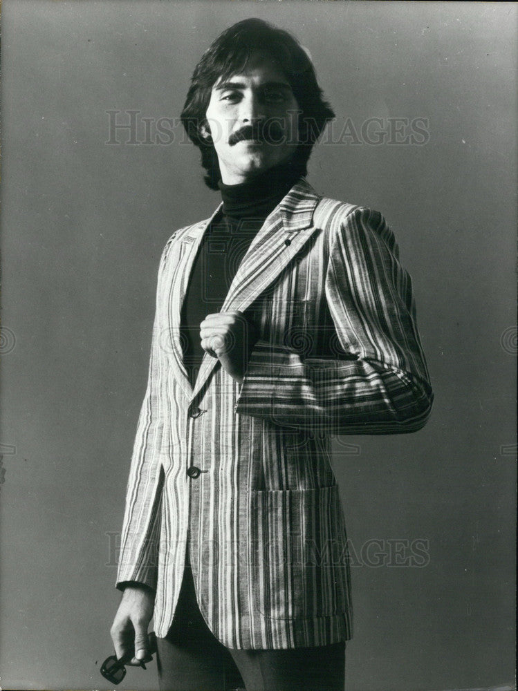 1972, Men's Striped Blazers Replace Solid Colors - Historic Images
