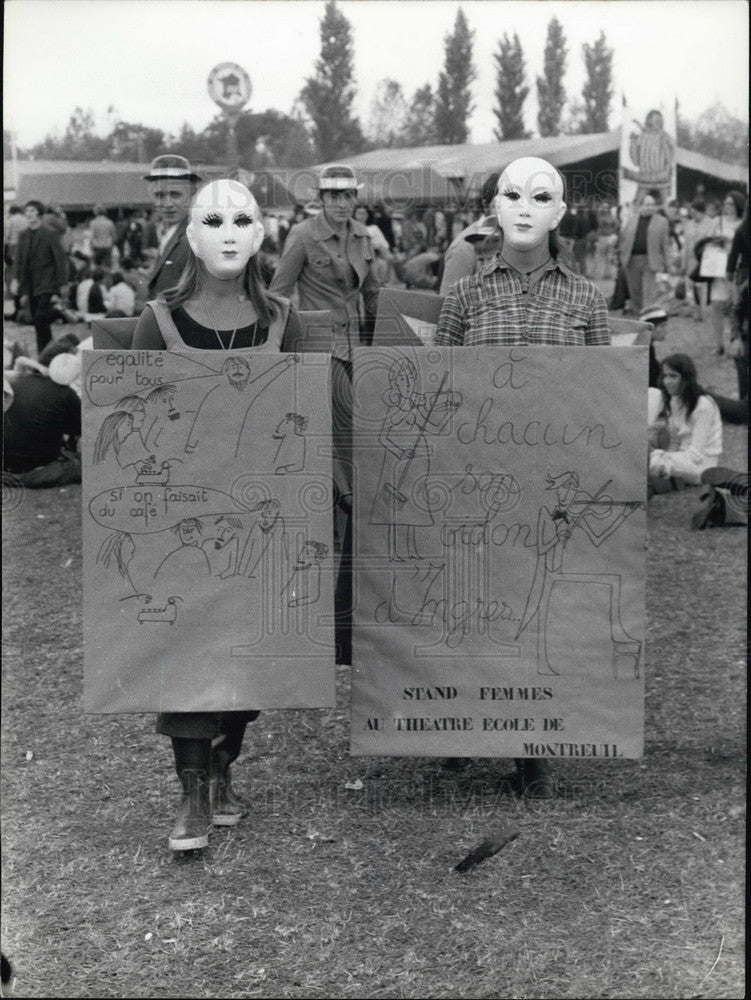 1974, Feminists Carry Posters at Humanity Celebration in Courneuve - Historic Images