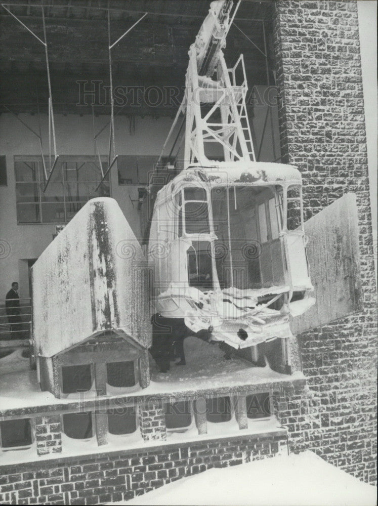 Press Photo Puy de Sancy Cable Car Accident Leaves 6 Dead and 19 Injured - Historic Images