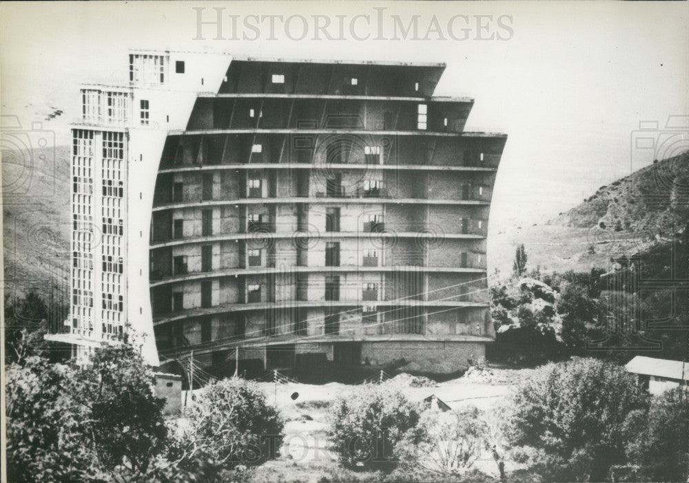 1966 National Scientific Research Center in Phoenix, Arizona - Historic Images