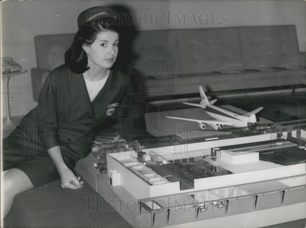 1967 Press Photo TWA Presents New Freight Terminal Model Boeing 747 - Historic Images