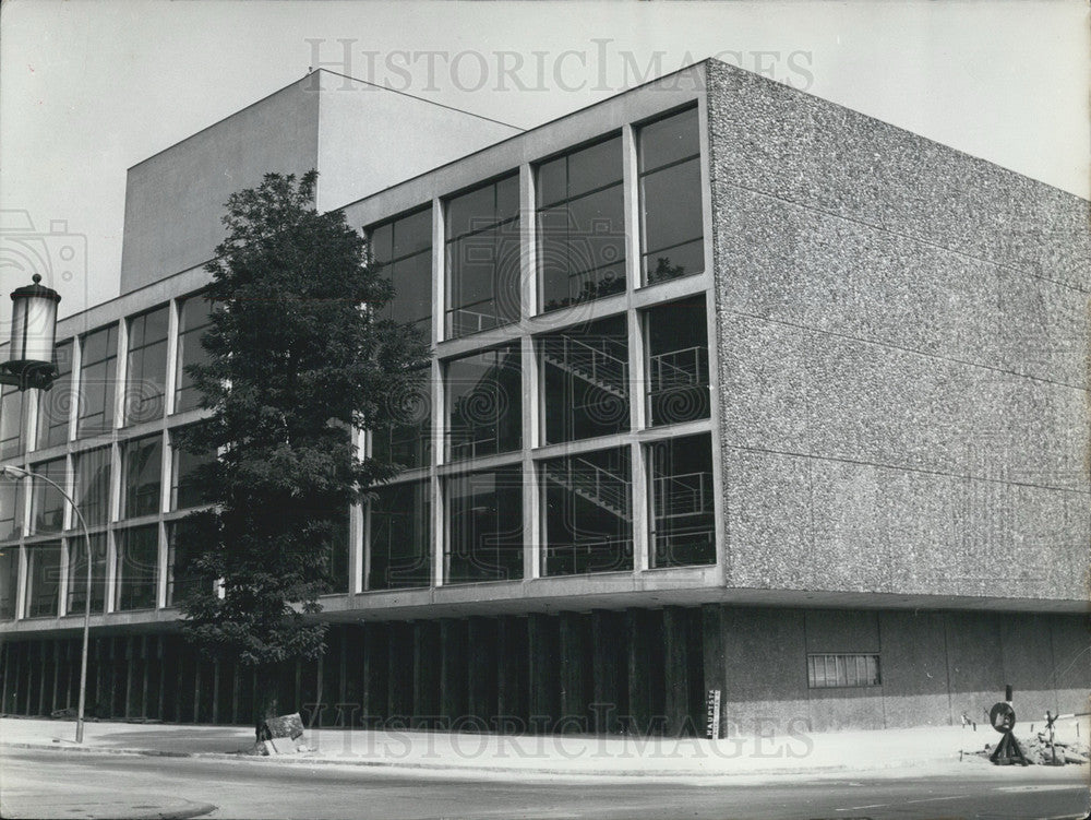 1961 New &quot;Deutsche Oper Berlin&quot;. Opera House in Berlin. - Historic Images