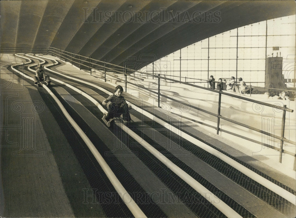 1978 Children Participating in "Toboluge" - Historic Images