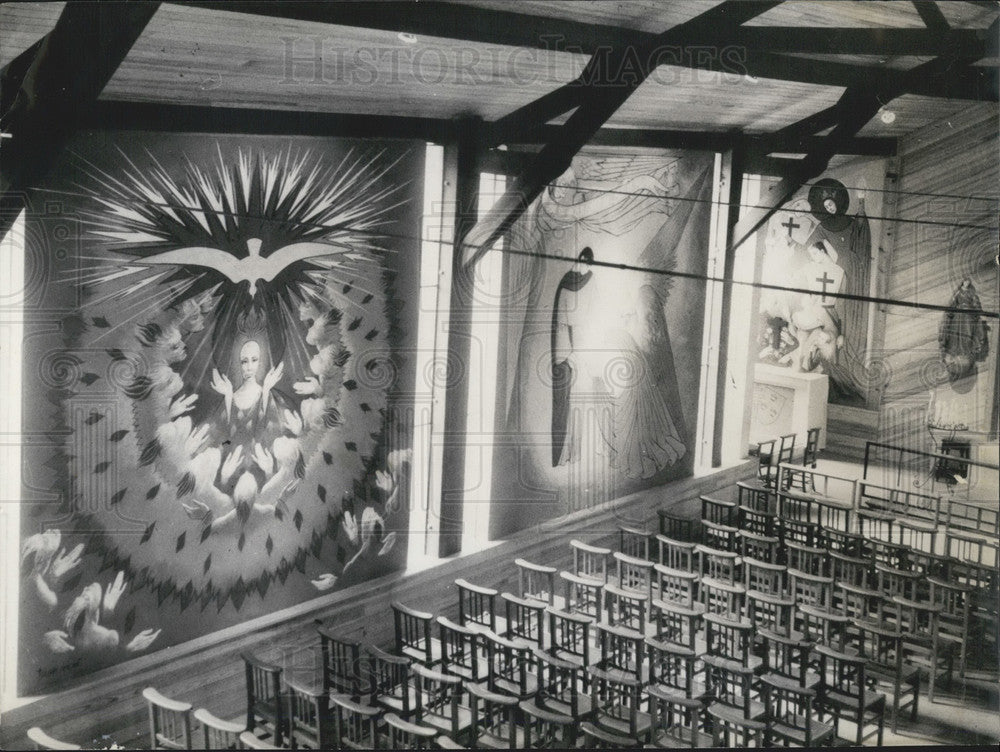 1961 Chapel Decorated by Jean - Historic Images