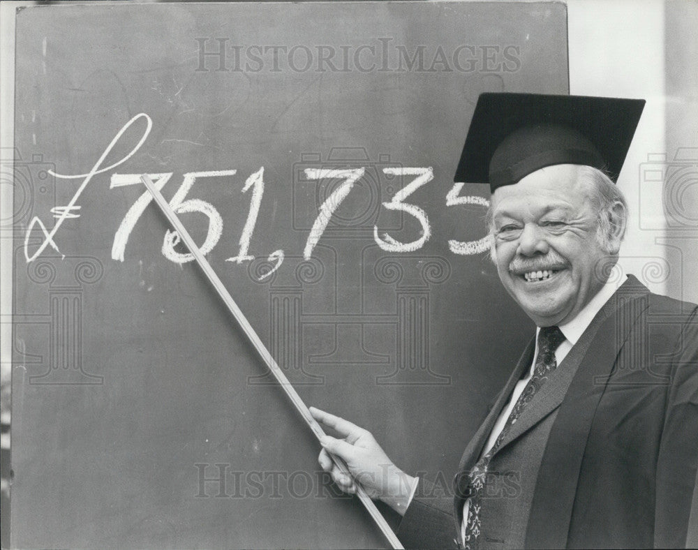 1979 Press Photo :Mr Harry Johnson Wins Littlewoods Football Polls-Historic Images