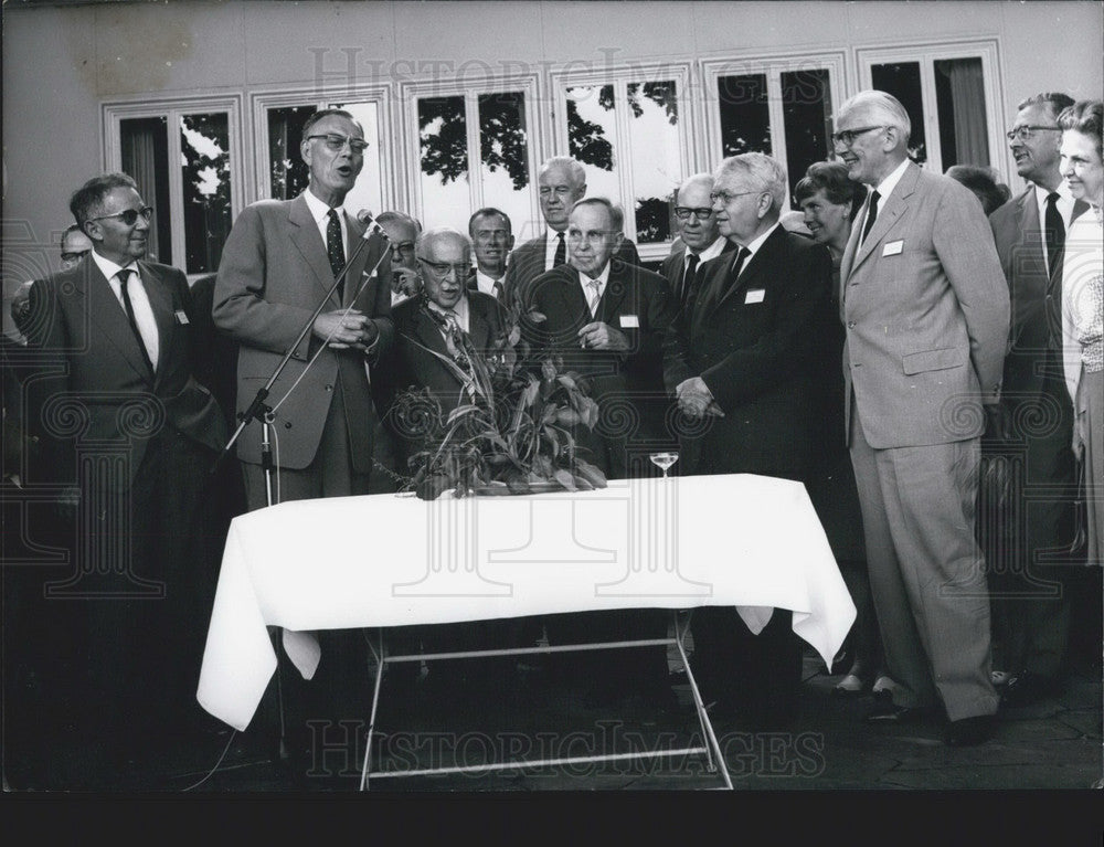 1967, 17th Lindau Meeting of Nobel Prize Winners. - Historic Images