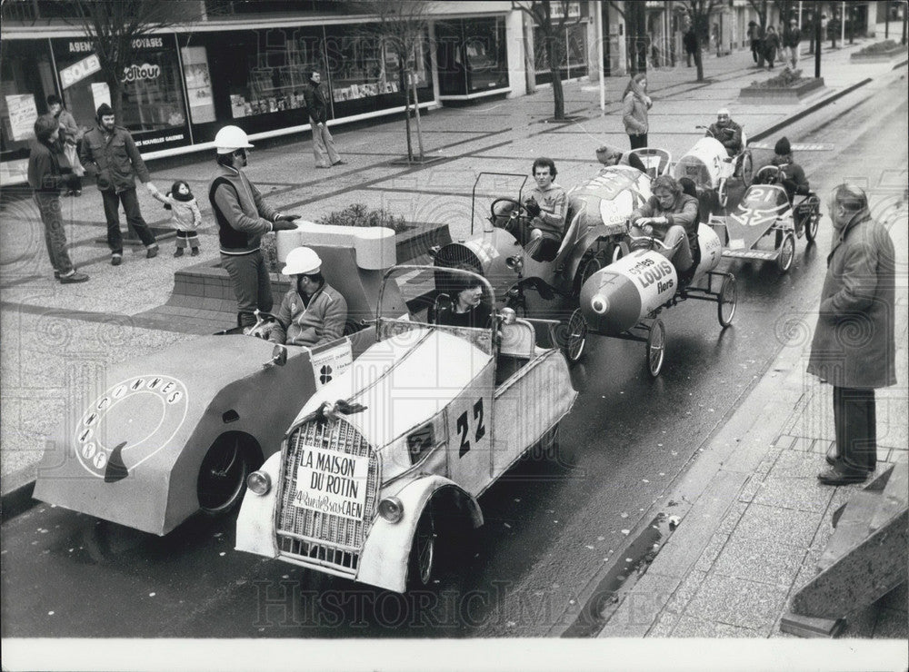 1982 Soap Box Cars in Paris - Historic Images