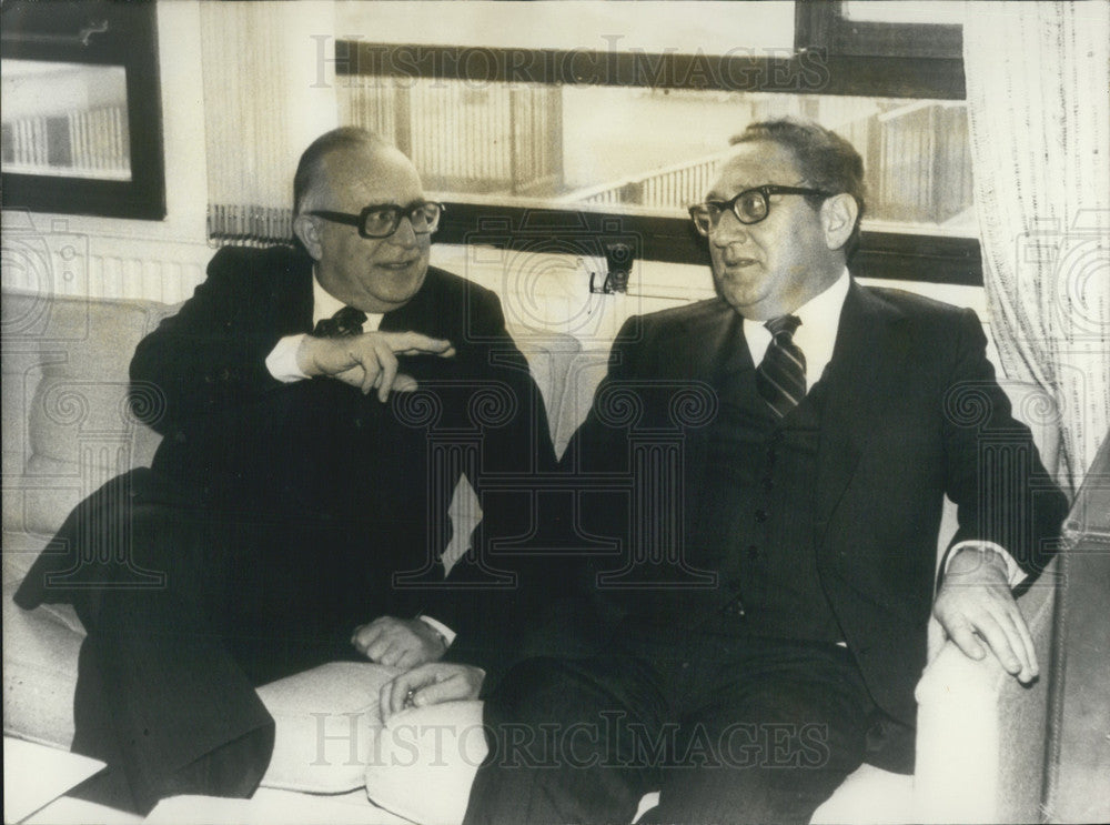1975 Press Photo Meeting of the Atlantic Coucil Ends Today-Historic Images