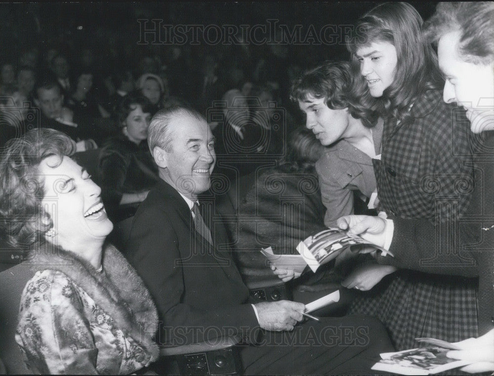1959, "Preis der Deutschen Filmkritik." James Stewart & Autographs. - Historic Images