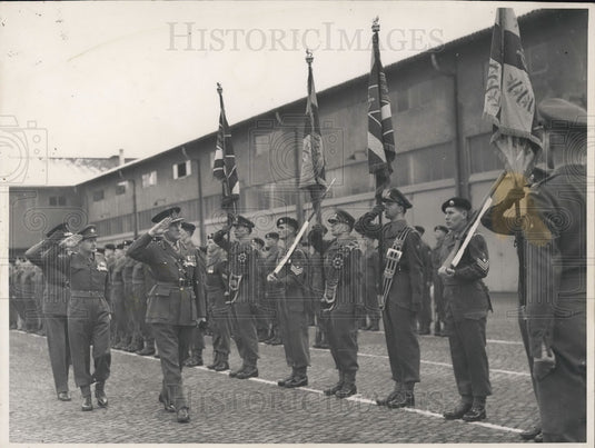 1952, General Major Coleman. Departing German Soldiers for Malaysia. - Historic Images