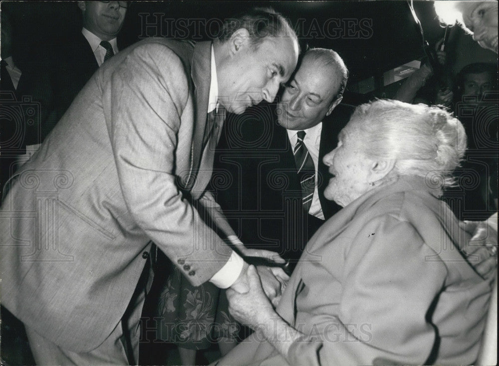 1982 Press Photo Francois Mitterand Celebrates World Seniors Day Meridian Hotel - Historic Images