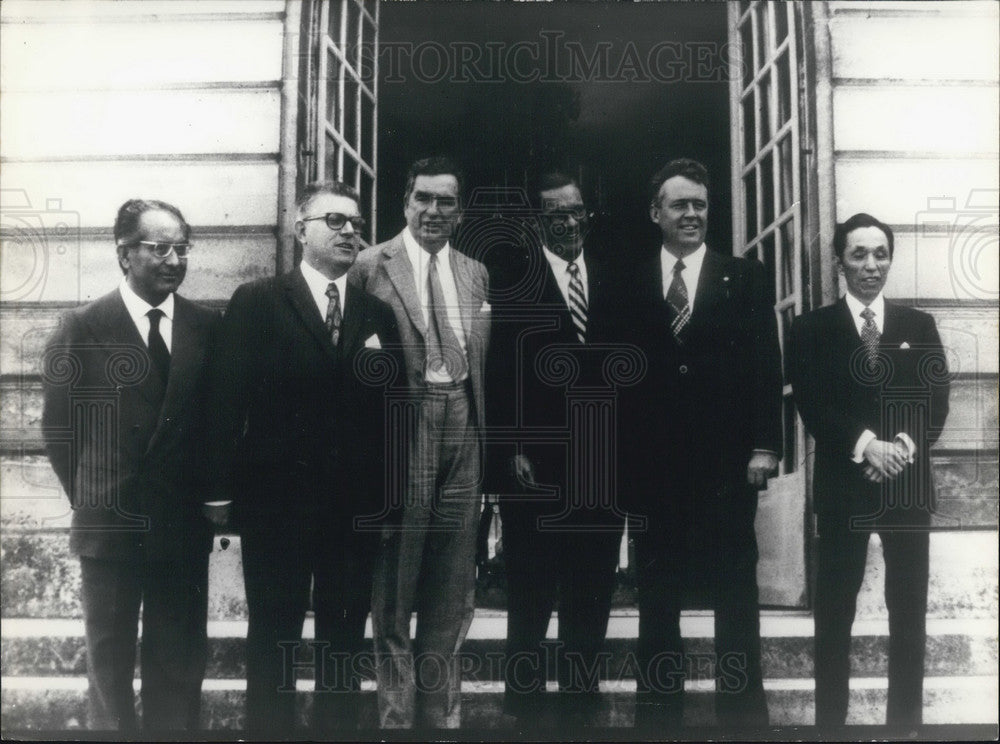 1974 Press Photo Treasury Ministers Meet at Chateau de Champs, France-Historic Images