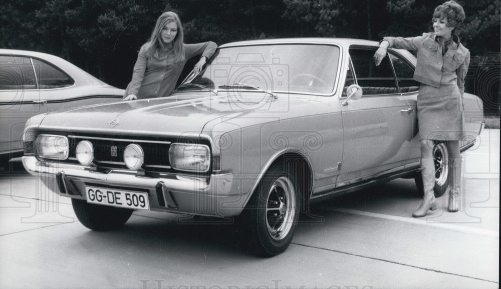 1967 Press Photo Commodore GS at International Frankfurt Auto Exhibition. - Historic Images