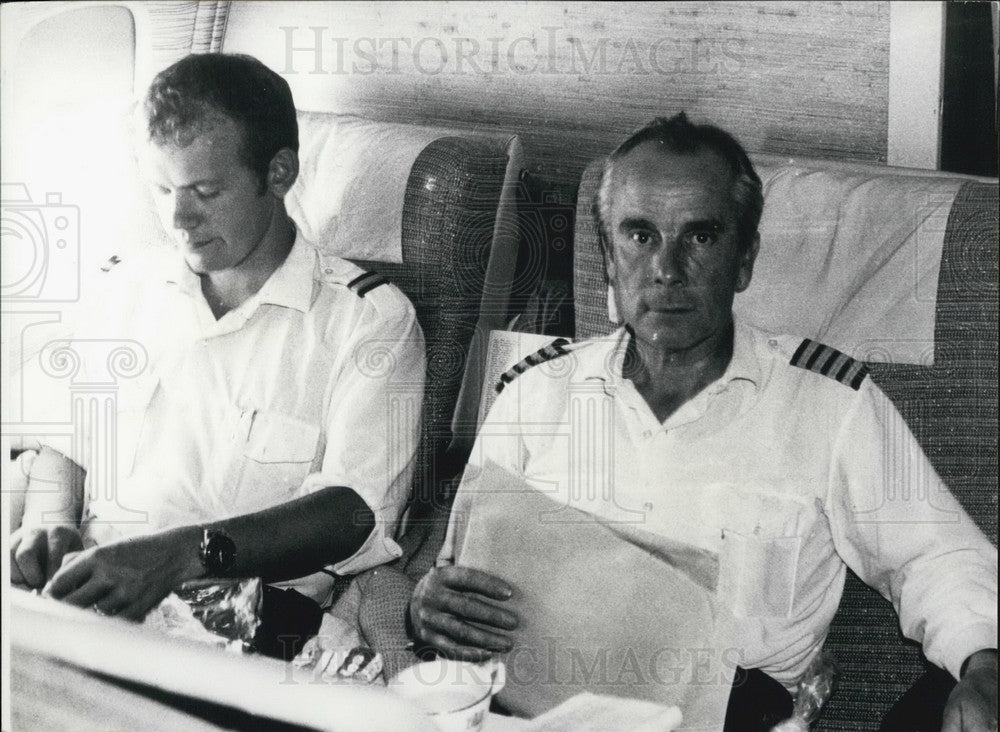 1970 Fifty Hostages Taken Taken by Fedayeen - Historic Images