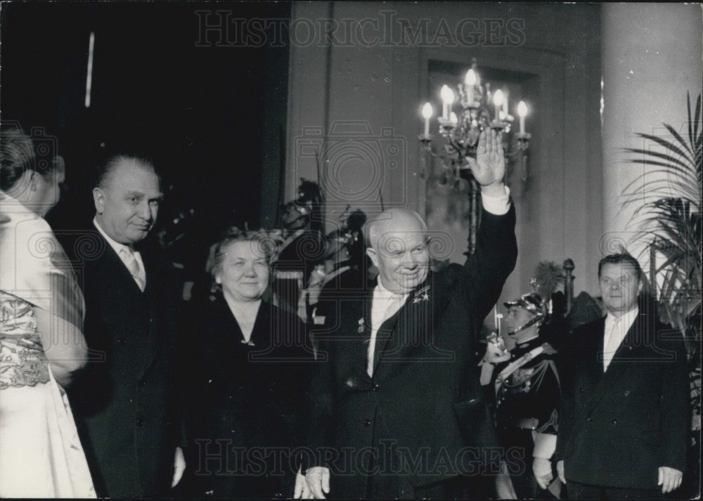 1960 M. Khrouchtchev Holds a Dinner at the Quai D&#39;Orsay - Historic Images