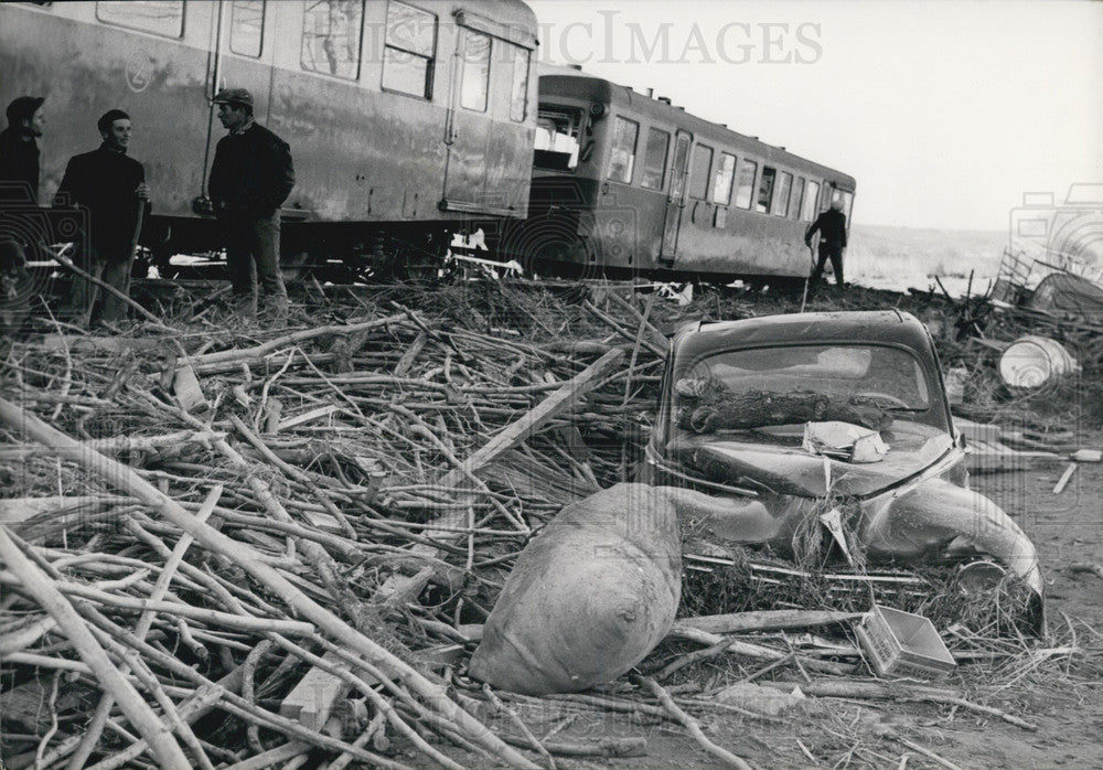 1959 Press Photo The Frejus Catastrophe-Historic Images