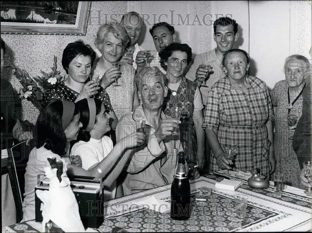 1984 Nine Survivors of Champagnole Return Home After Hospital Stay - Historic Images