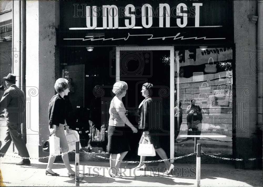 1966 Shop in Regensburg, Germany. "Umsonst" - Historic Images