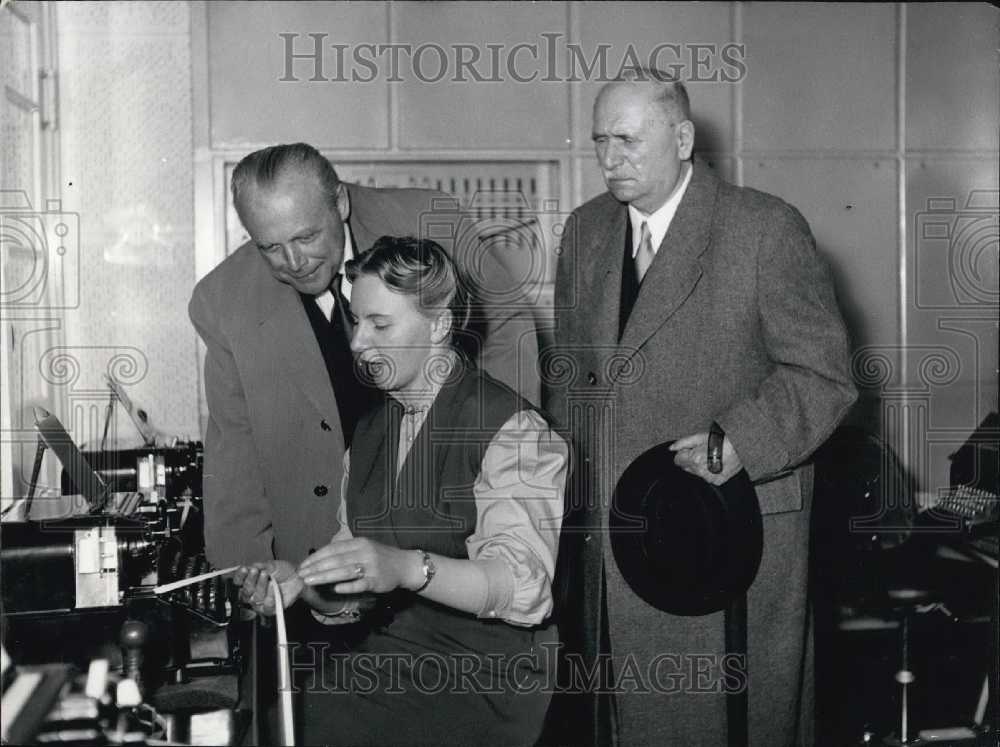 1957, German State Secretary Dr. Hans Bredow. Norddeich Radio. - Historic Images