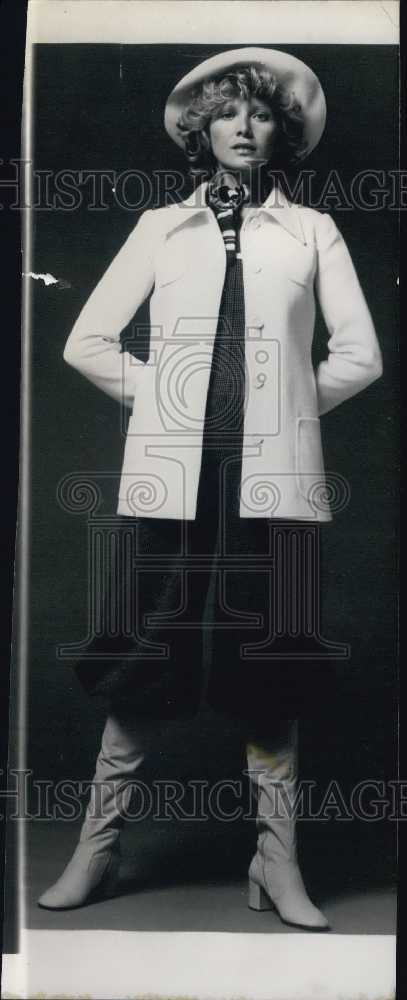 1948 Press Photo The Cestus Summer Jacket by Capri.-Historic Images