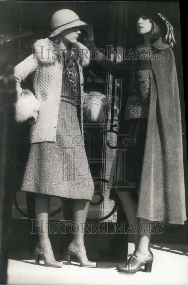 1949 Press Photo The winter Cardigan winter jersey and blouse combo.-Historic Images