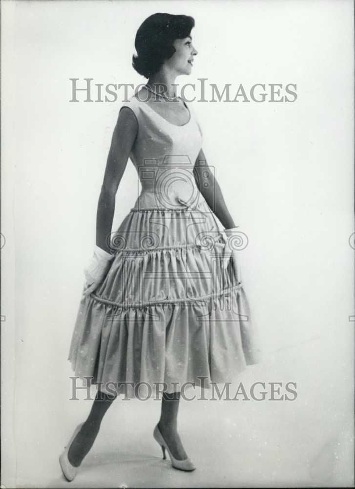 1957, 'Calypso' a new creation from Jacqueline Godard - Historic Images