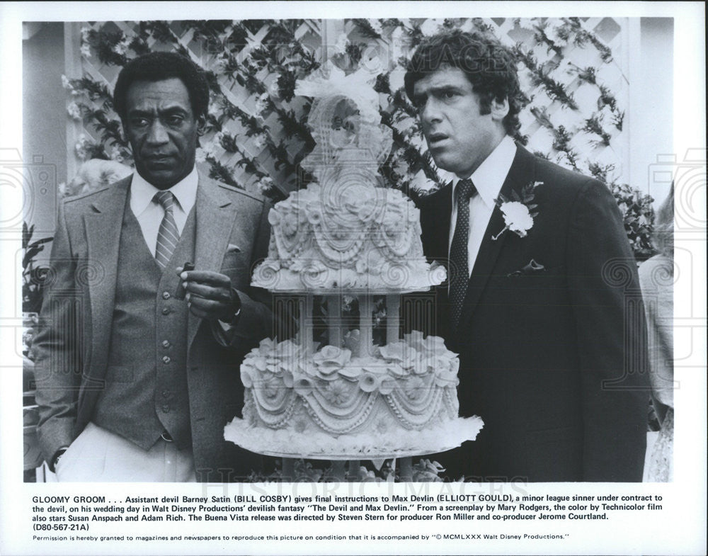 1981 Press Photo The Devil And Max Devlin Film Bill Cosby Elliott Gould Wedding - Historic Images