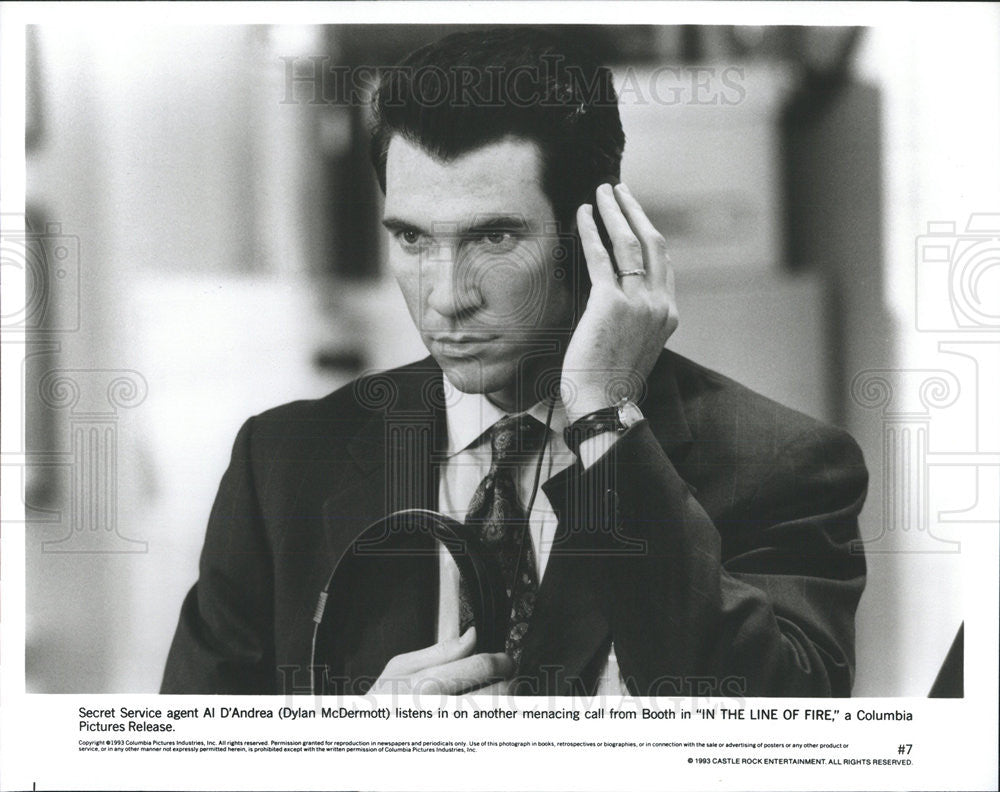 1993 Press Photo Dylan McDermott &quot;In The Line Of Fire&quot; - Historic Images