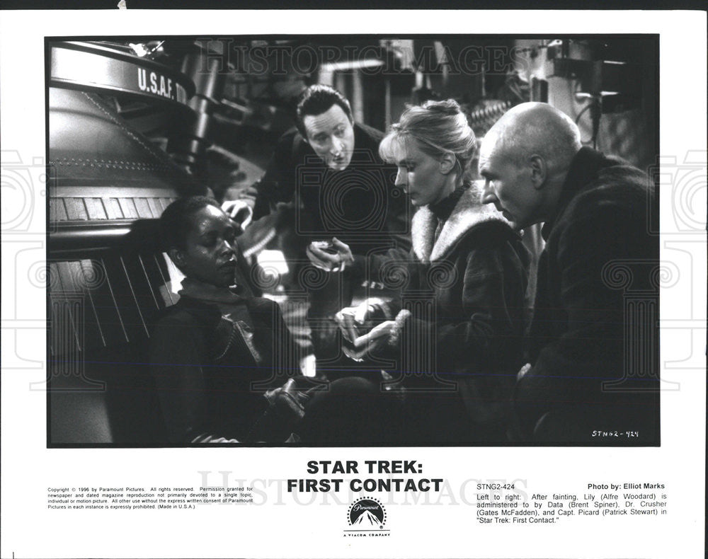 1996 Press Photo Alfre Woodard &amp; Patrick Stewart &quot;Star Trek First Contact&quot; - Historic Images