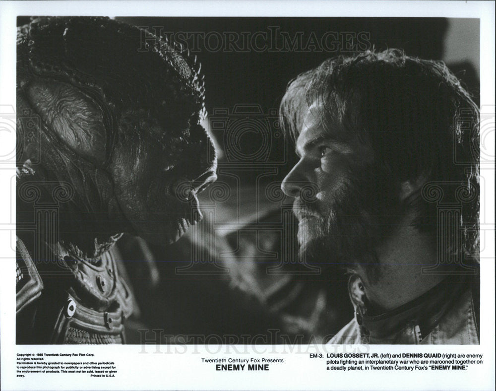 1985 Press Photo Louis Gossett Jr. &amp; Dennis Quaid &quot;Enemy Mine&quot; - Historic Images