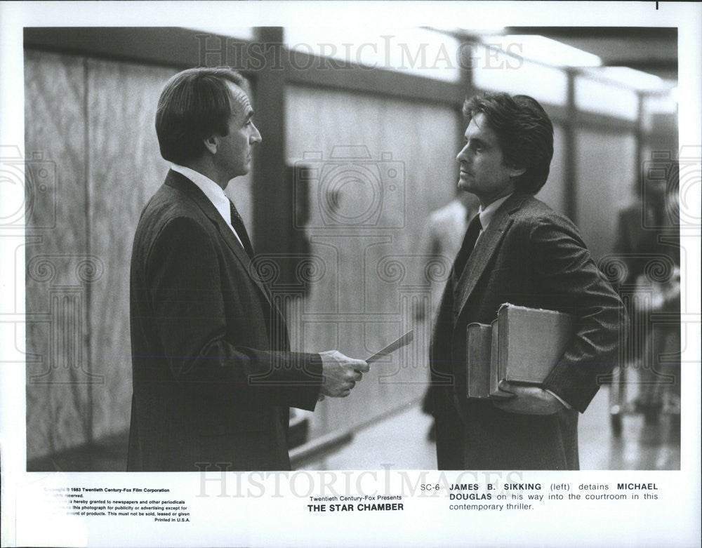 1983 Press Photo James B Skinning &amp; Michael Douglas Star In The Star Chamber - Historic Images