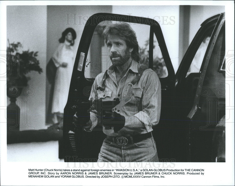 1985 Press Photo Chuck Norris in &quot;Invasion U.S.A.&quot; - Historic Images