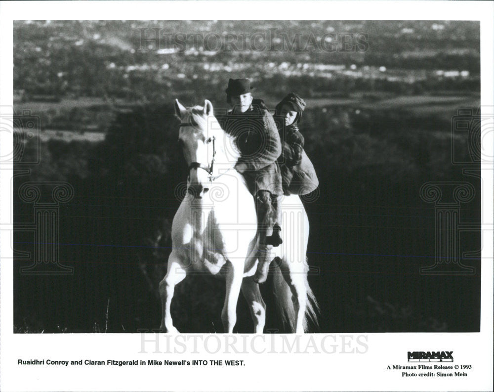 1992 Press Photo Film Into the West Ruaidhri Conroy Ciaran Fitzgerald - Historic Images