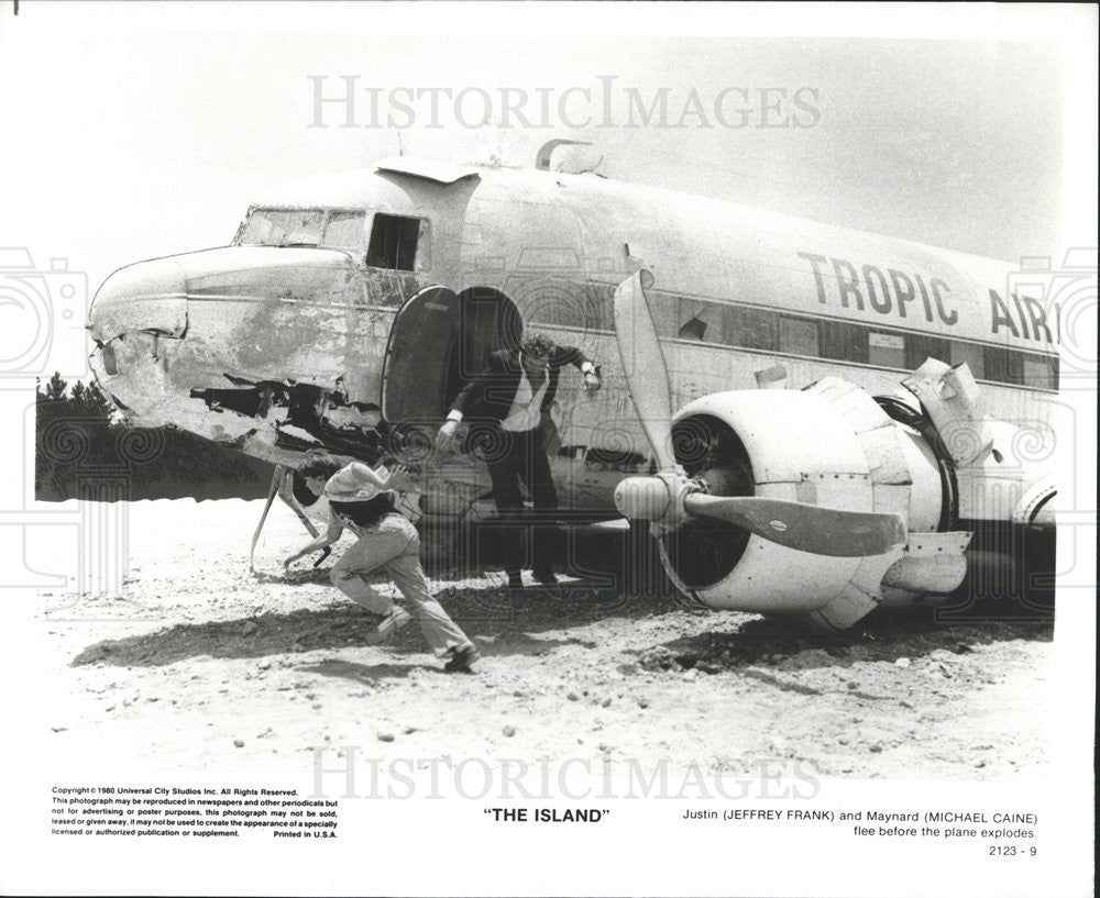 1980 Press Photo Jeffrey Frank Actor Michael Caine Island Thriller Movie Film - Historic Images