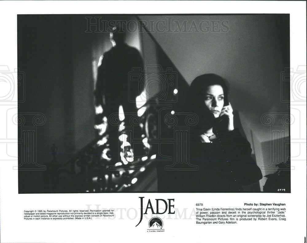 1995 Press Photo Linda Fiorentino Actress Psychological Thriller Jade Movie - Historic Images