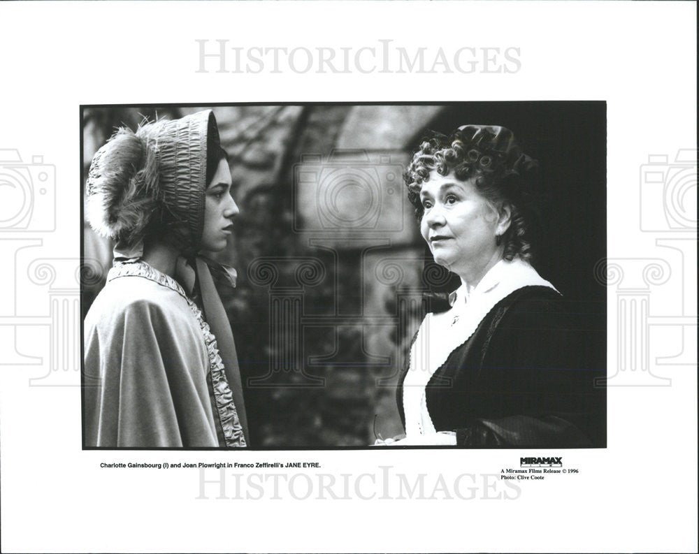 1996 Press Photo Charlotte Gainsbourg Actress Joan Plowright Jane Eyre Movie - Historic Images