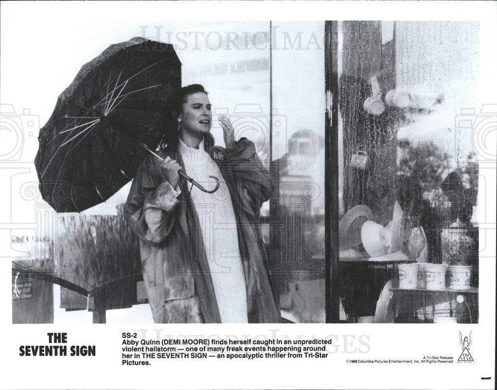 1988 Press Photo Demi Moore As Abby Quinn In The Apocalyptic &quot;The Seventh Sign&quot; - Historic Images